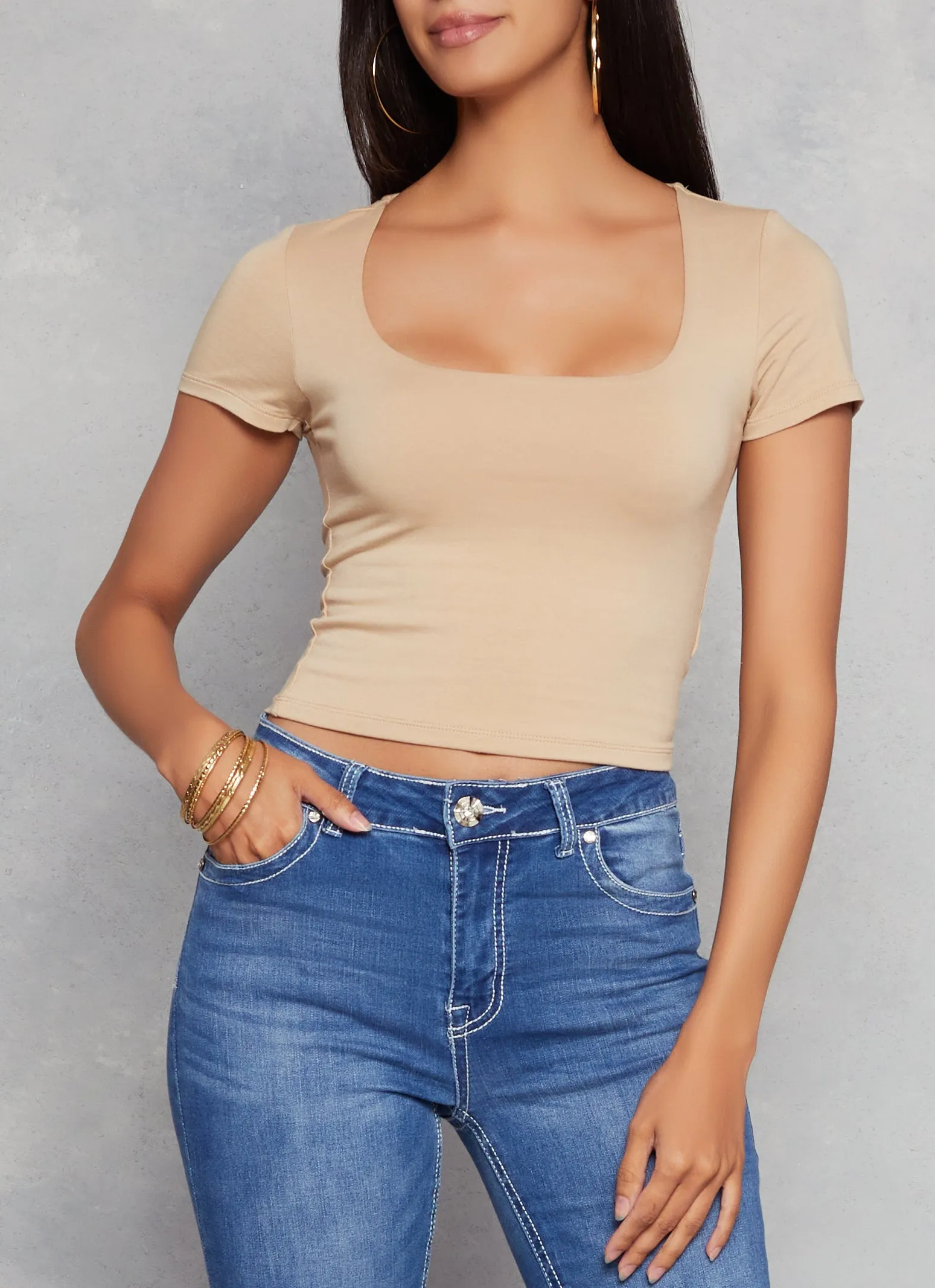 Basic Scoop Neck Cropped Tee