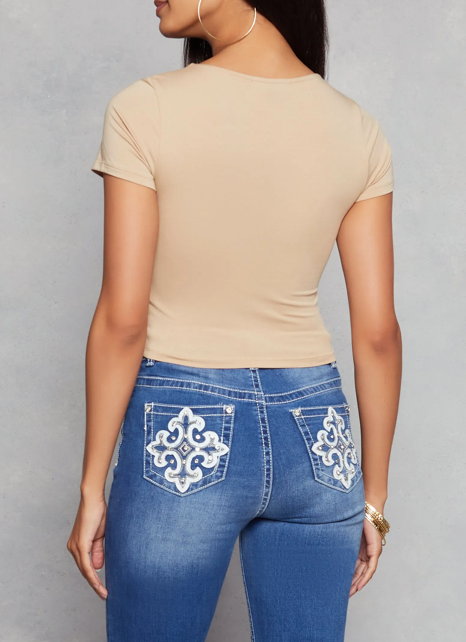Basic Scoop Neck Cropped Tee