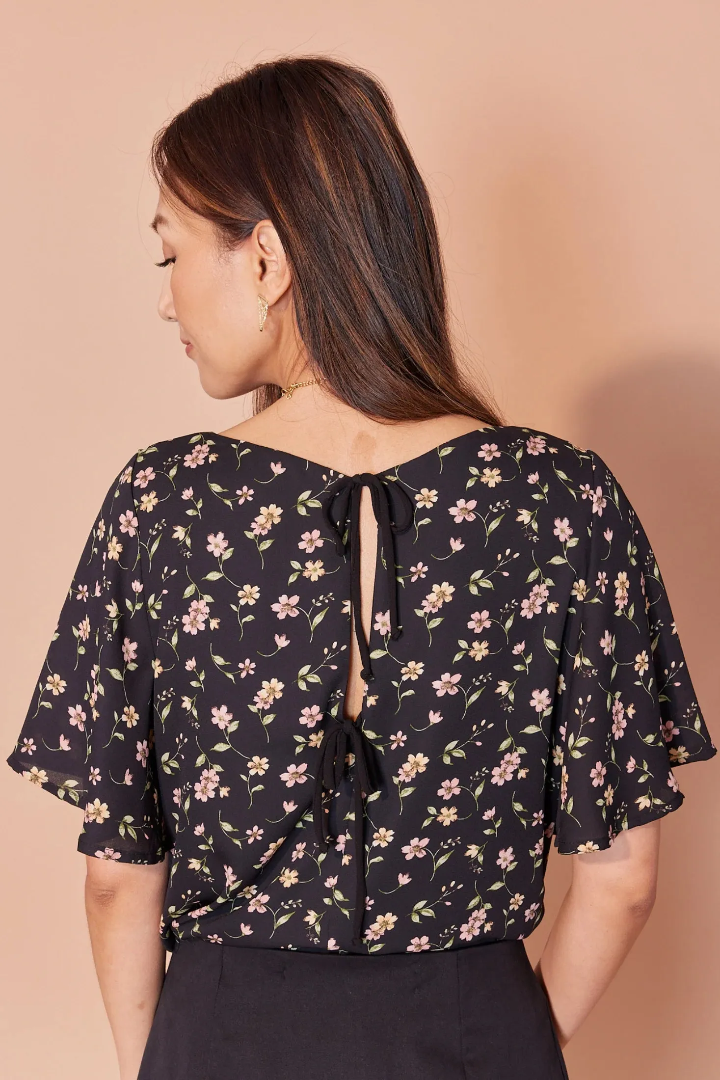CHERRY BOBIN - HAUT ANASTASIA - FLEURI FONC NOIR - PÉ25
