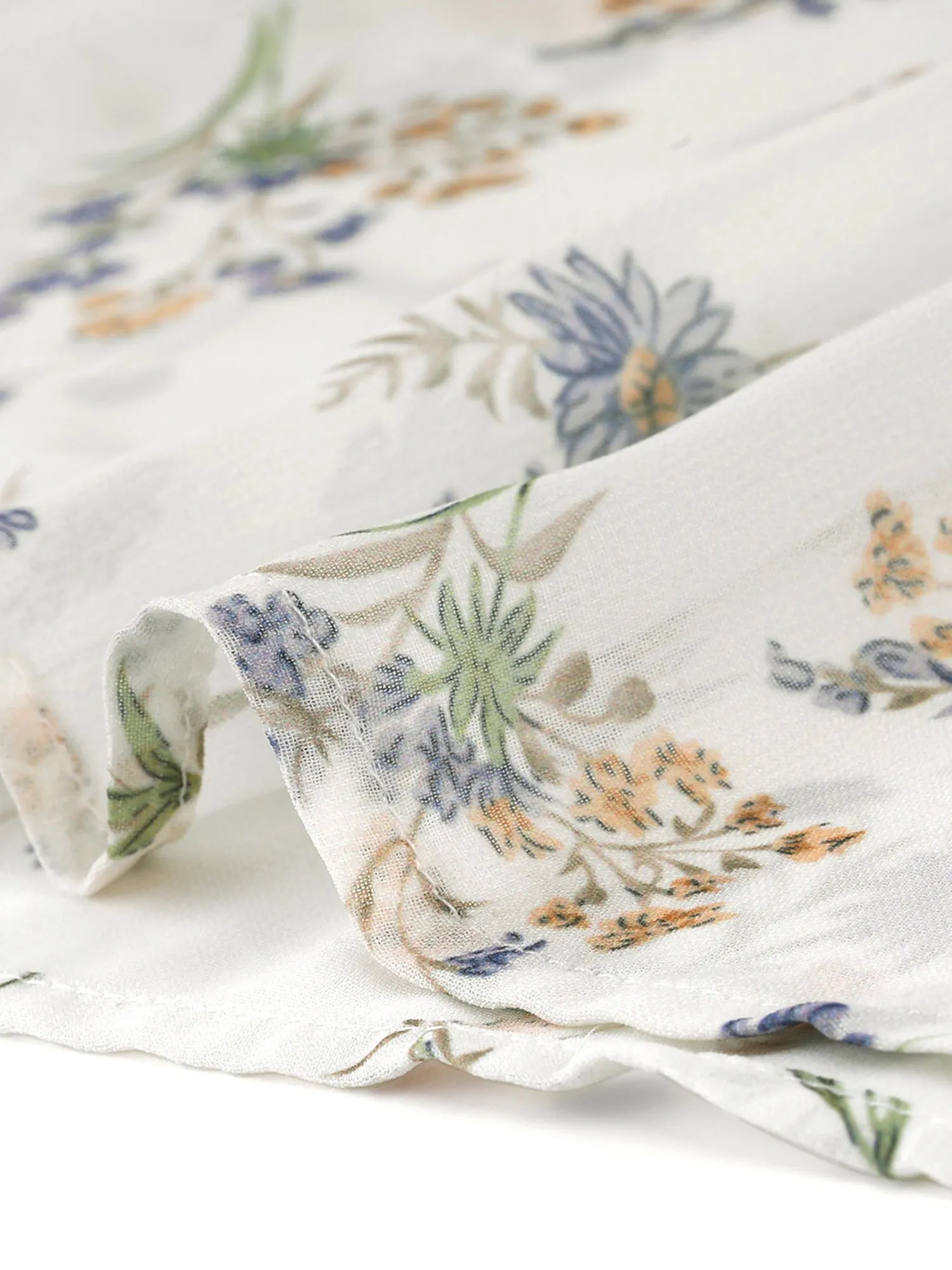 Ditsy Floral Print Chiffon Short Sleeve Ruffle Blouse
