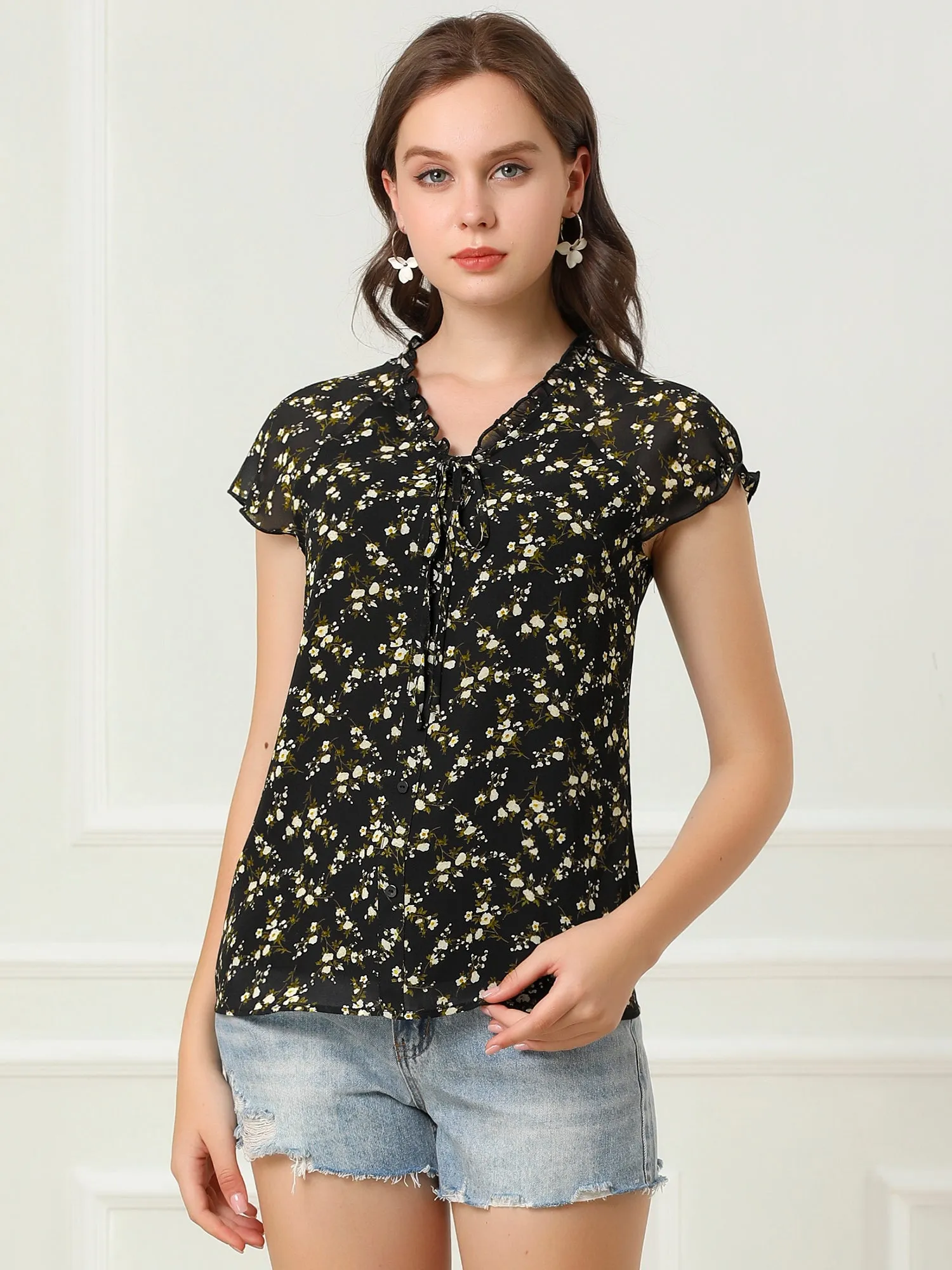 Ditsy Floral Print Chiffon Short Sleeve Ruffle Blouse