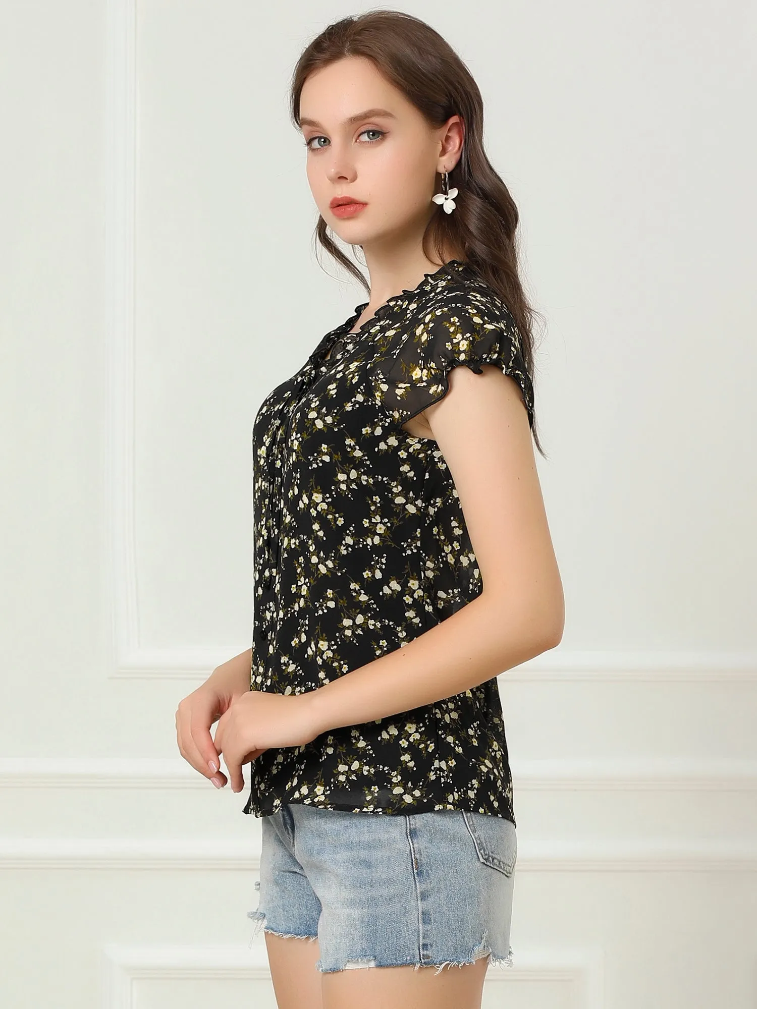 Ditsy Floral Print Chiffon Short Sleeve Ruffle Blouse