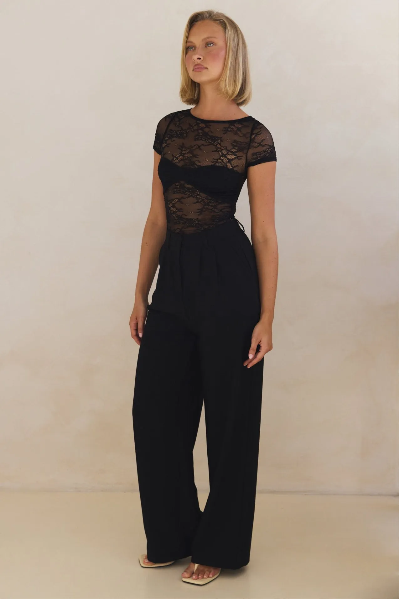 Kiera Short Sleeve Top (Black)