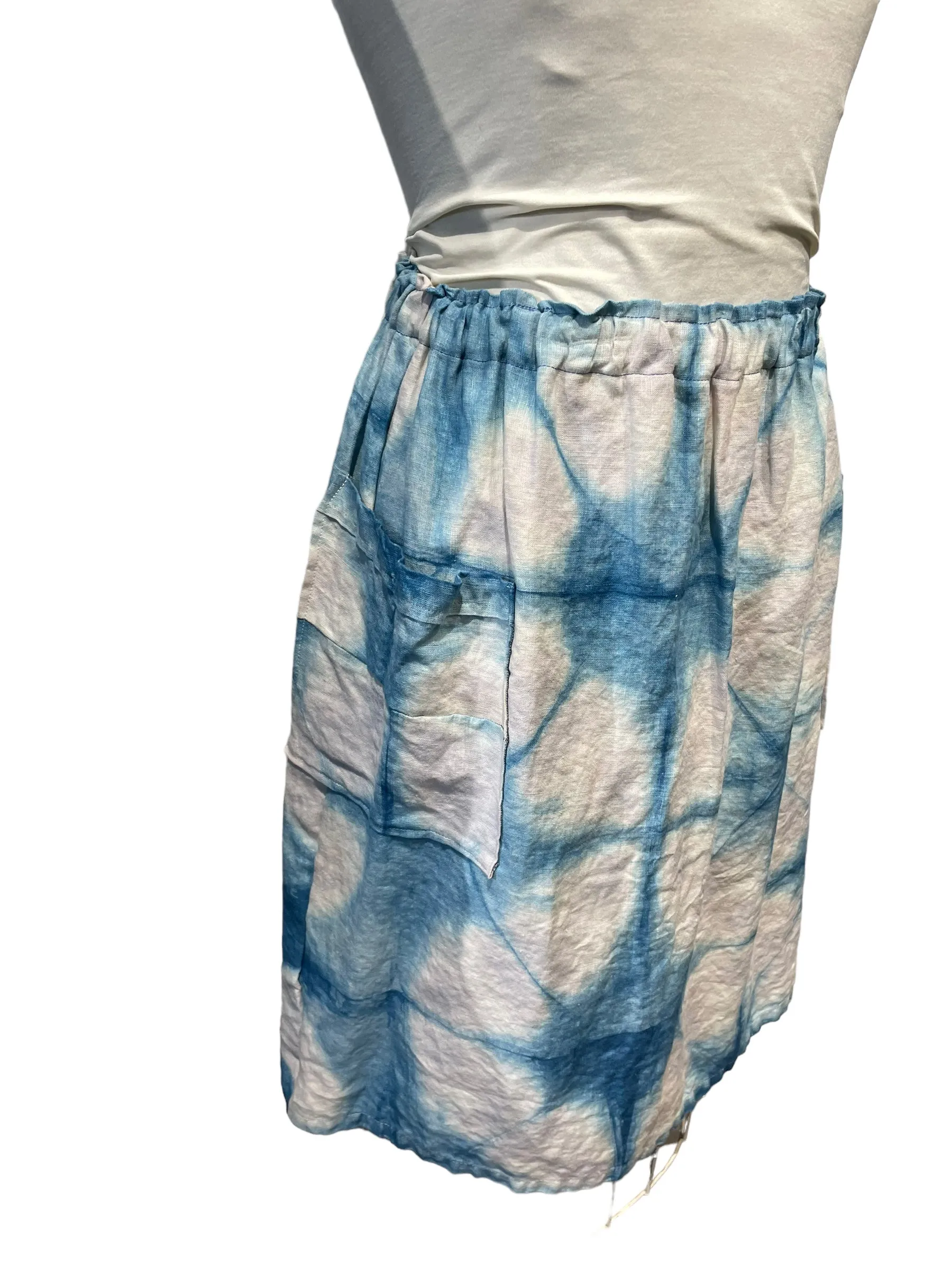 Linen skirt for the Urban nomad