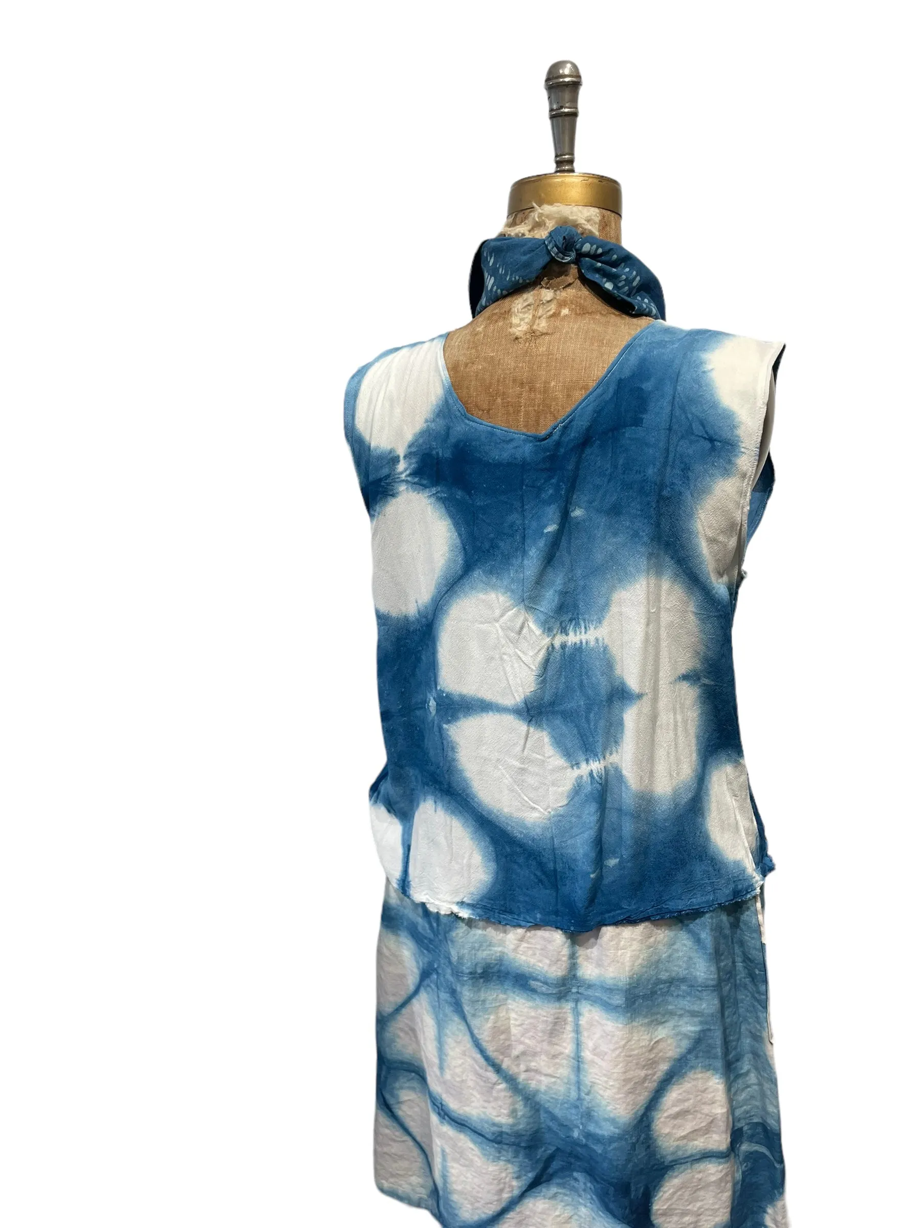 Linen Tank for the Urban nomad