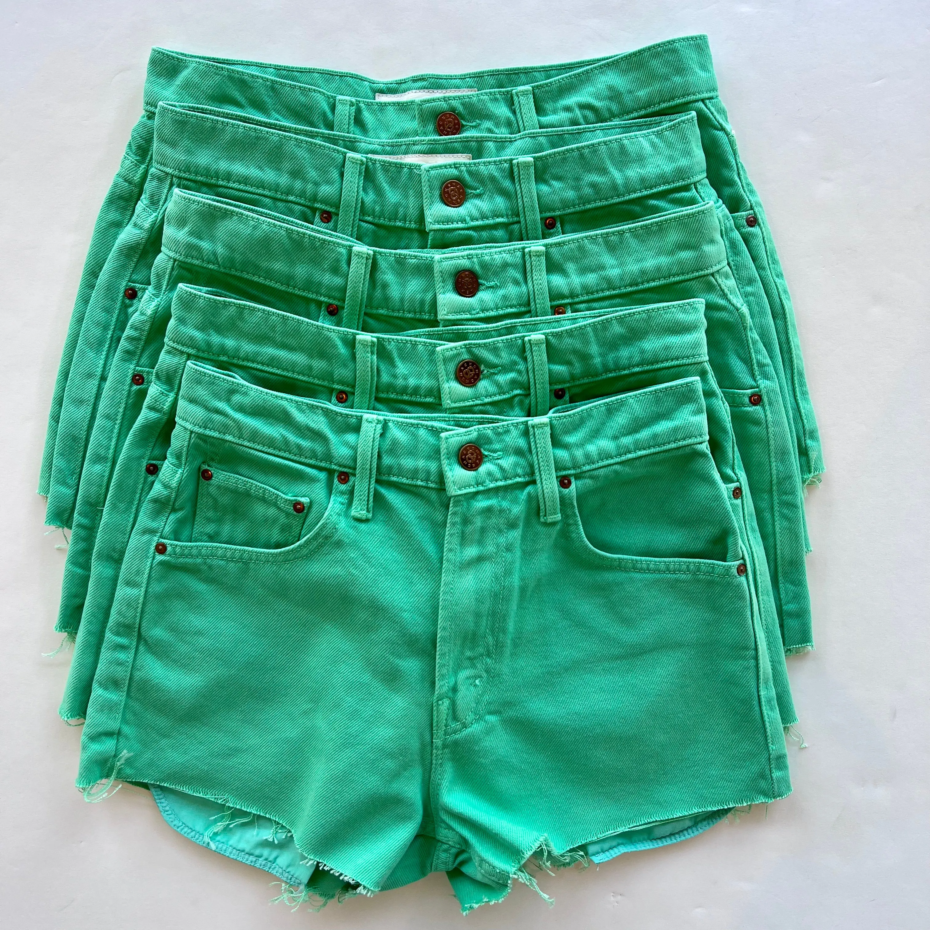 Mo1359 Fun Dip Short - Summer Green