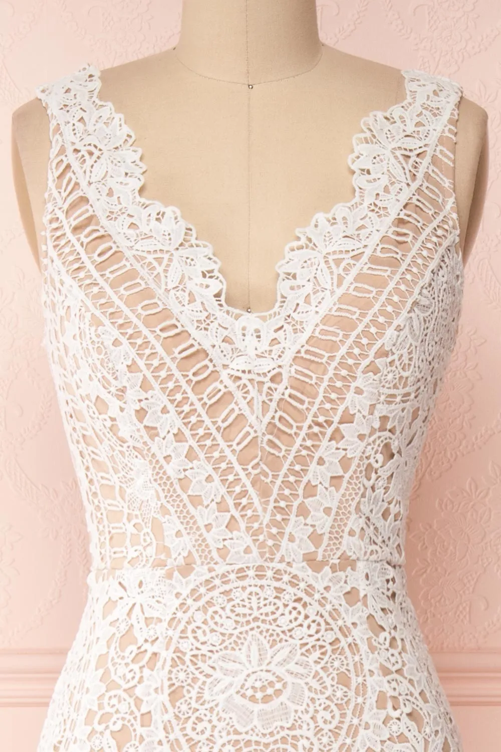 Nyura Ivory | Lace Bridal Dress