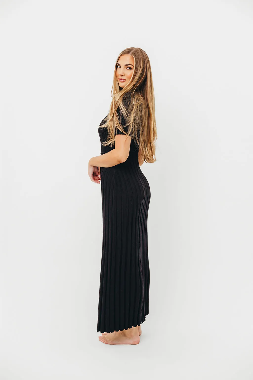 Oakley Ribbed Maxi Dress in Black - Bump Friendly