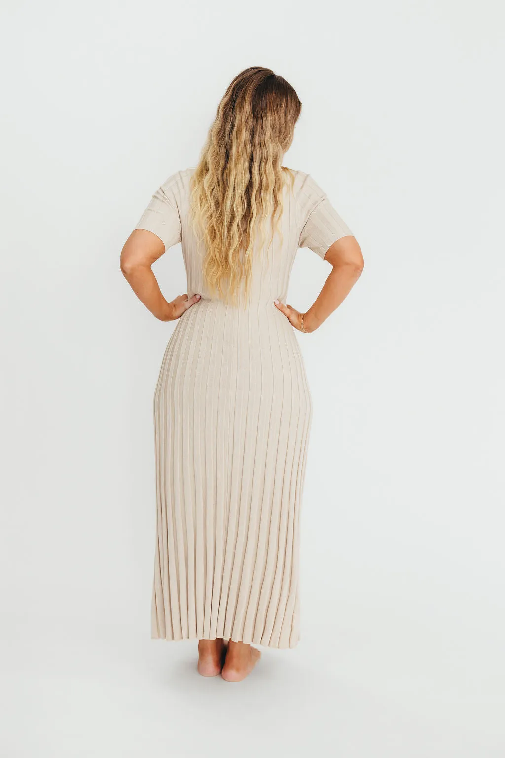 Oakley Ribbed Maxi Dress in Dusty Taupe - Bump Friendly