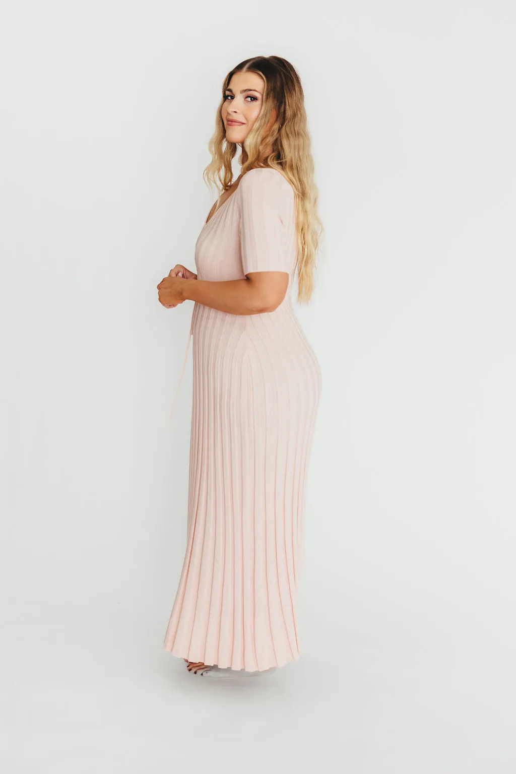 Oakley Ribbed Maxi Dress in Light Pink - Bump Friendly