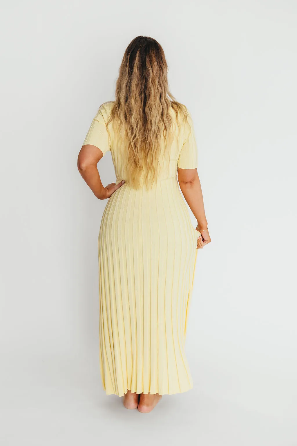 Oakley Ribbed Maxi Dress in Light Yellow - Bump Friendly