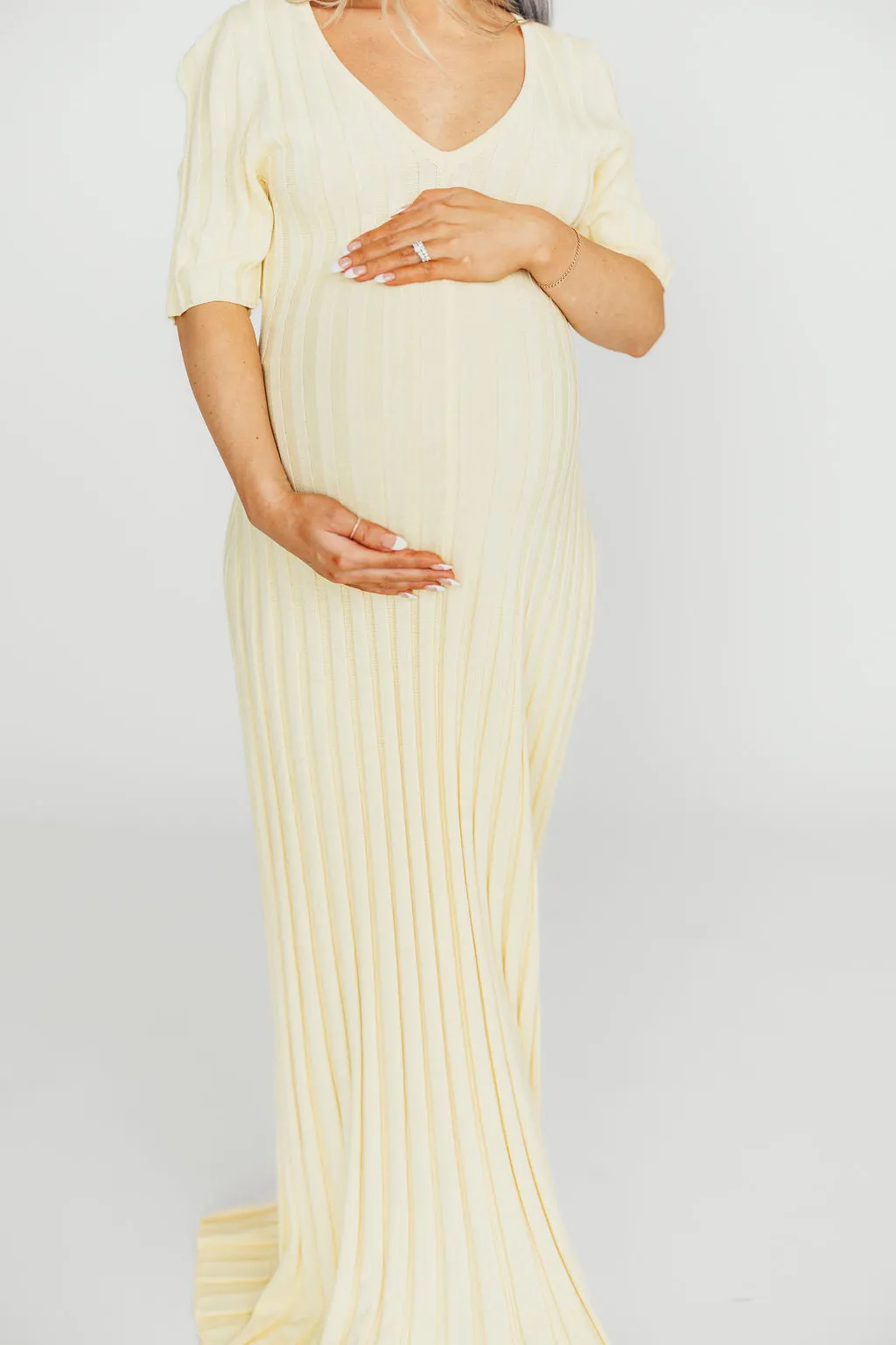Oakley Ribbed Maxi Dress in Light Yellow - Bump Friendly