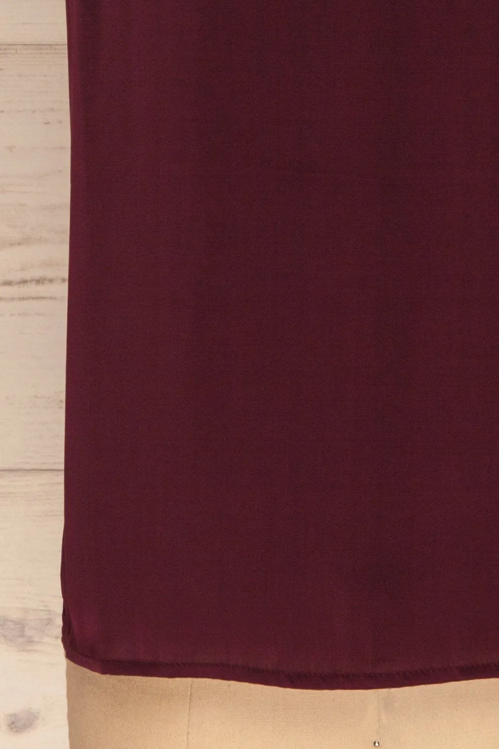 Pajara Burgundy | Silky Sleeveless Top