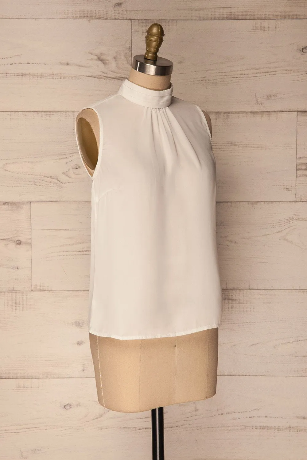 Pajara White | Silky Sleeveless Top