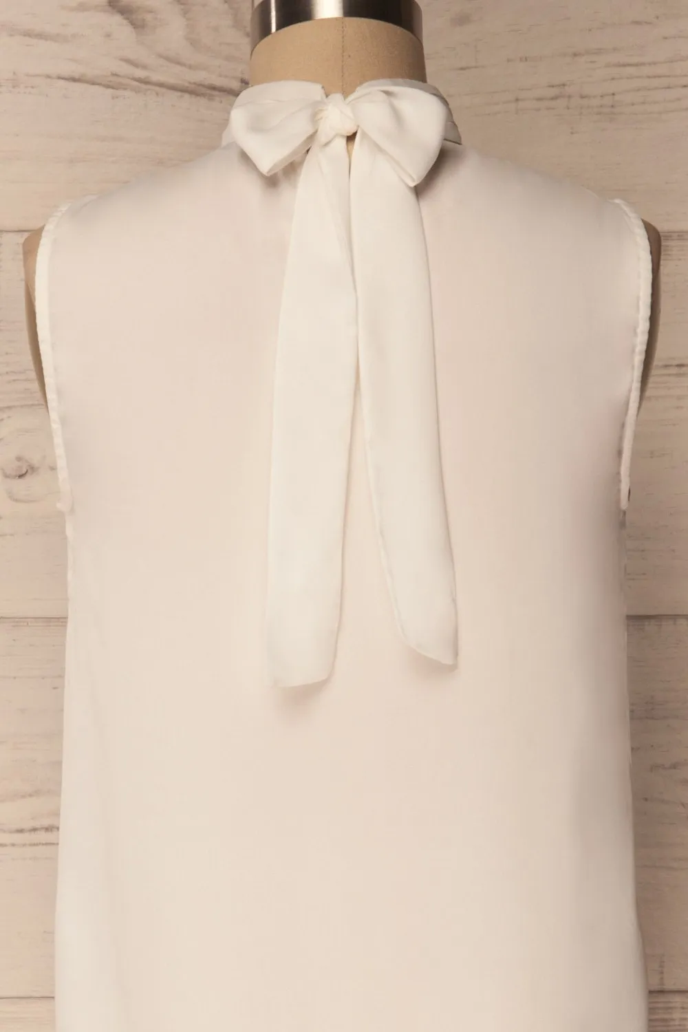 Pajara White | Silky Sleeveless Top
