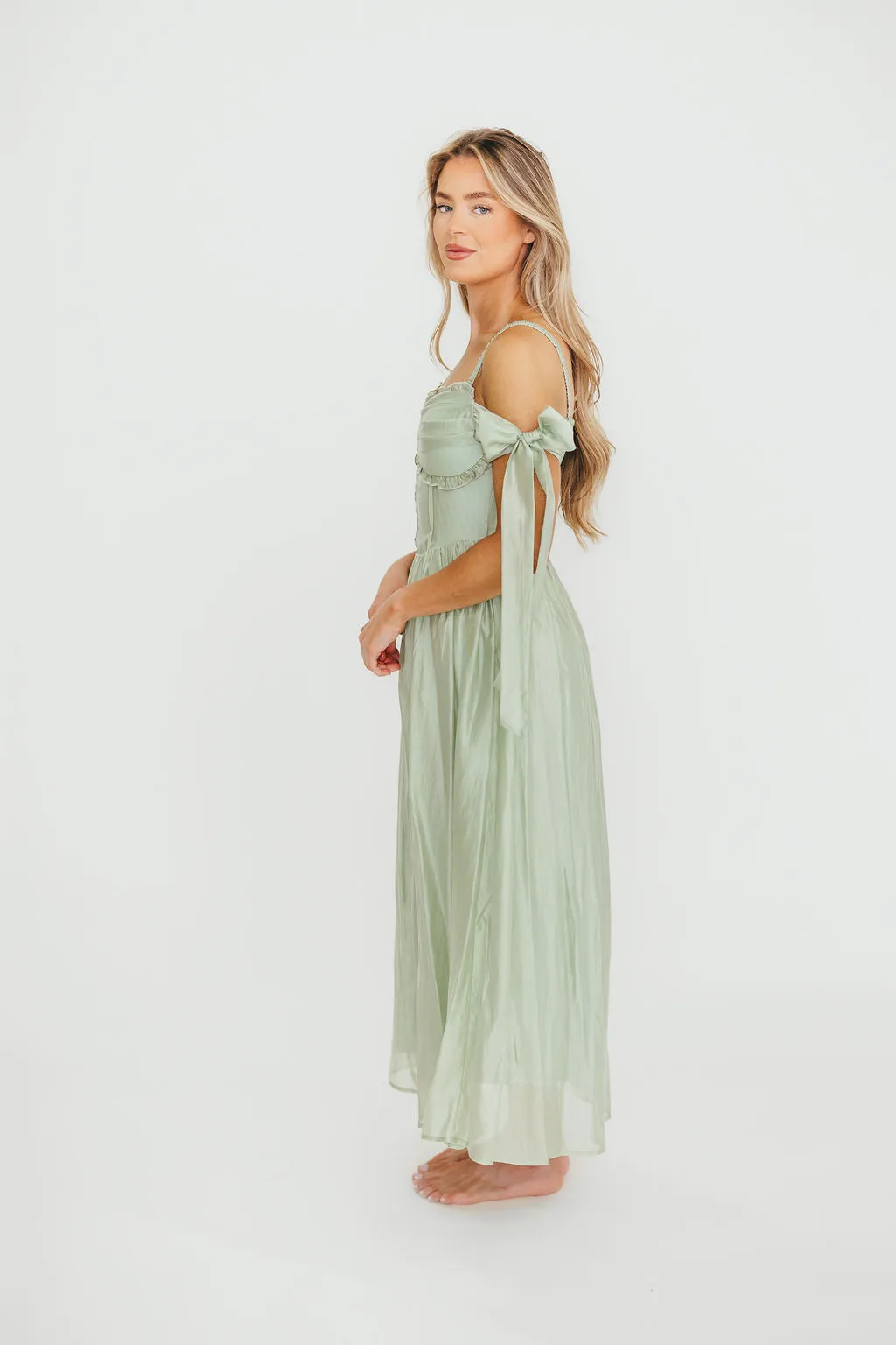 Paulina Sleeveless Sweetheart Midi Dress in Light Sage