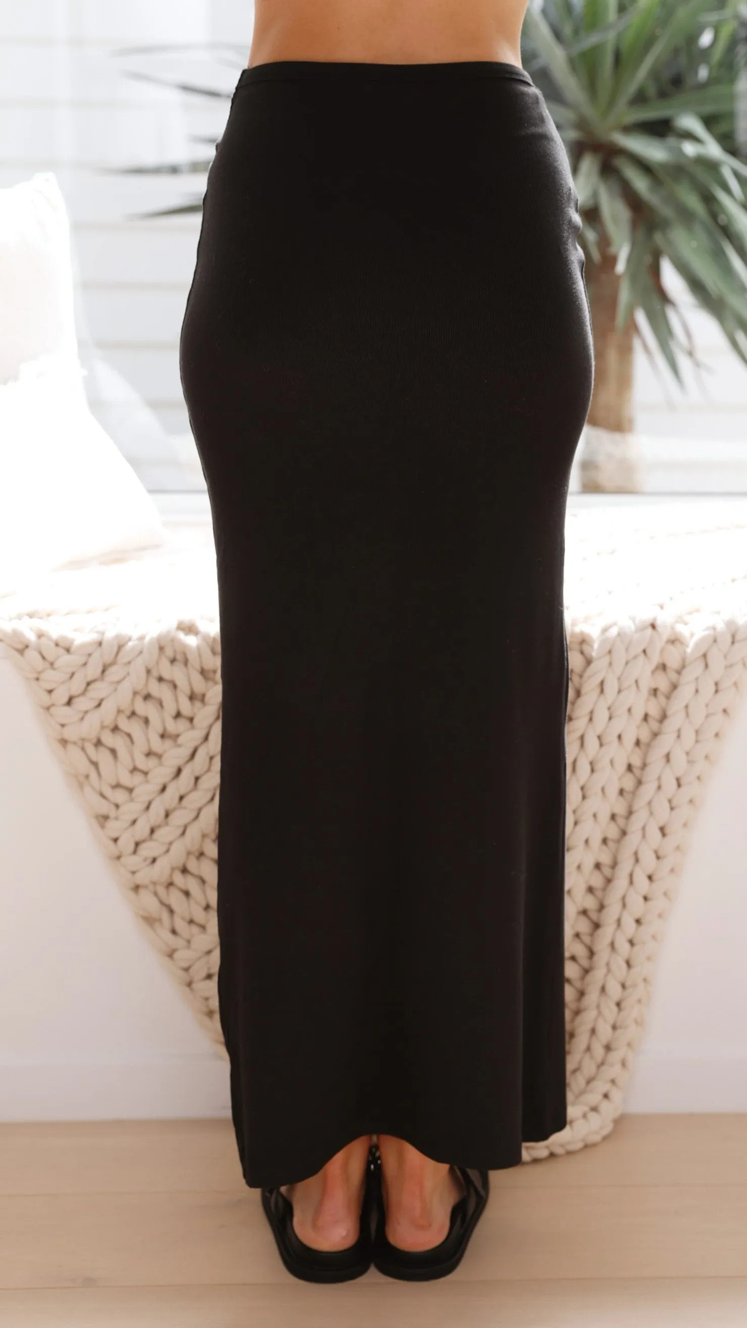Rahela Button Top and Maxi Skirt Set - Black