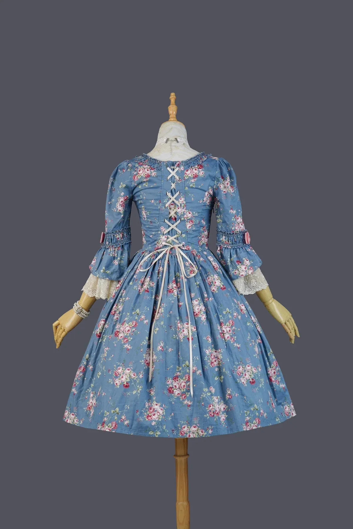 Rippling Blossom Rococo Robe Onepiece in Mint
