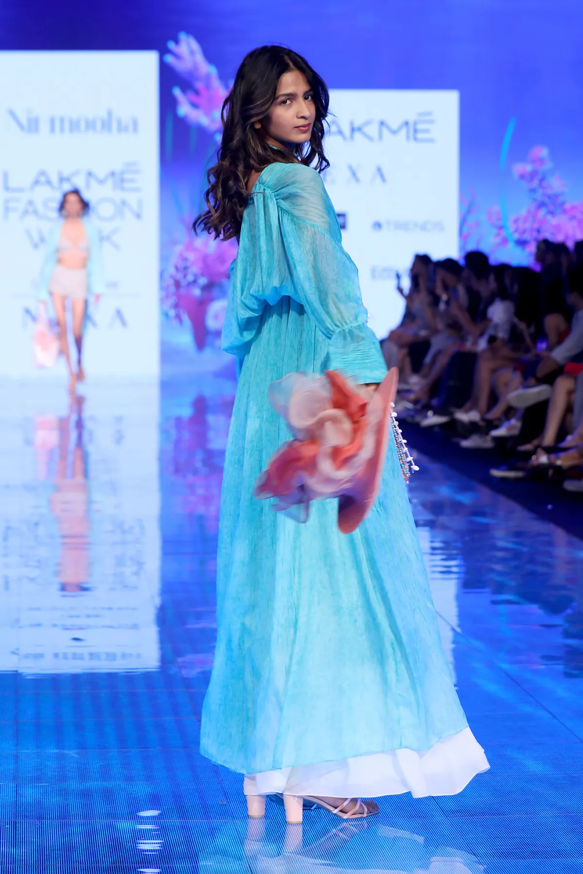 Sea-Blue Space-dyed Trumpet-sleeved Long Gown