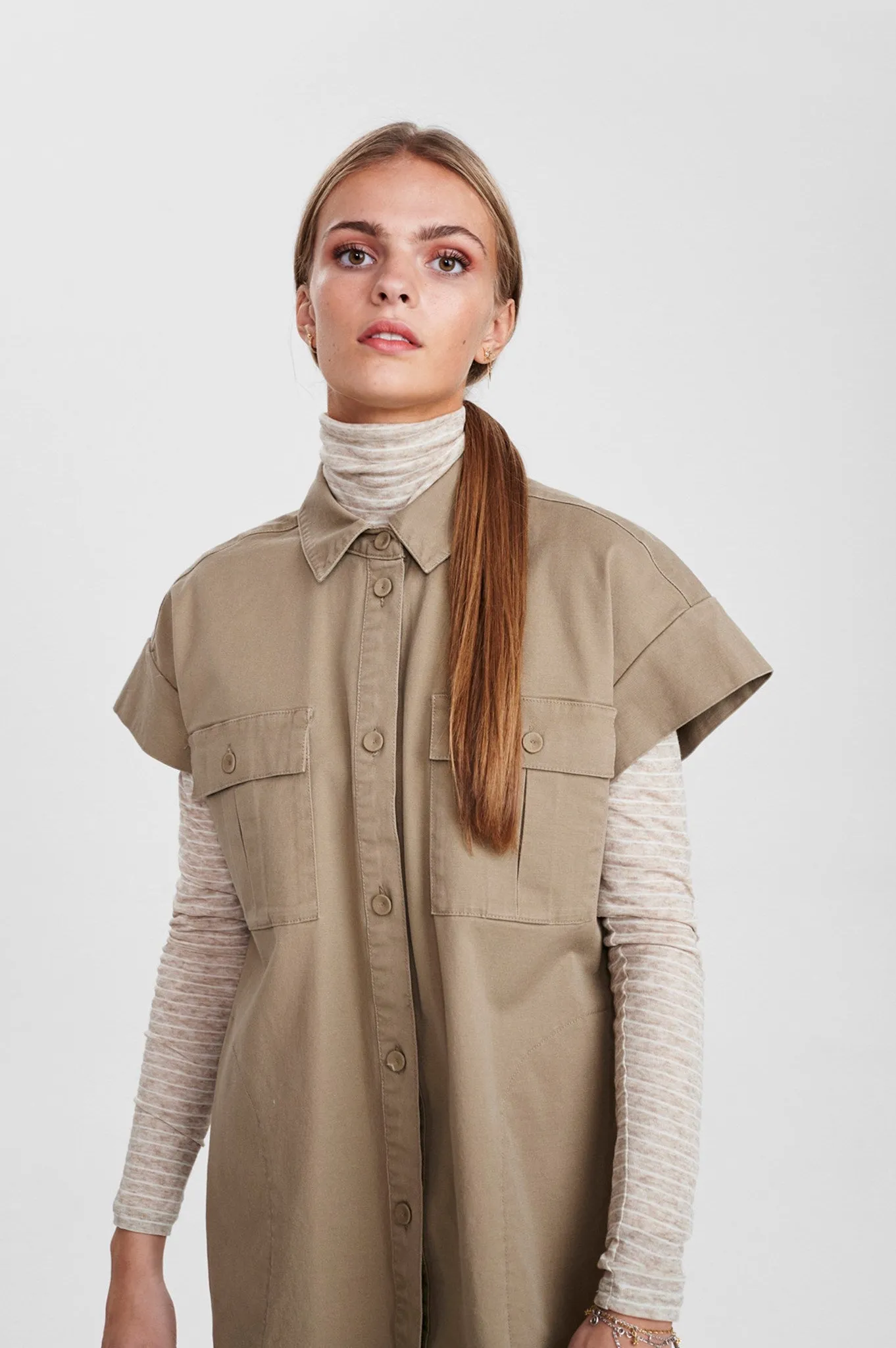 SISIMMY VEST - Lead Gray