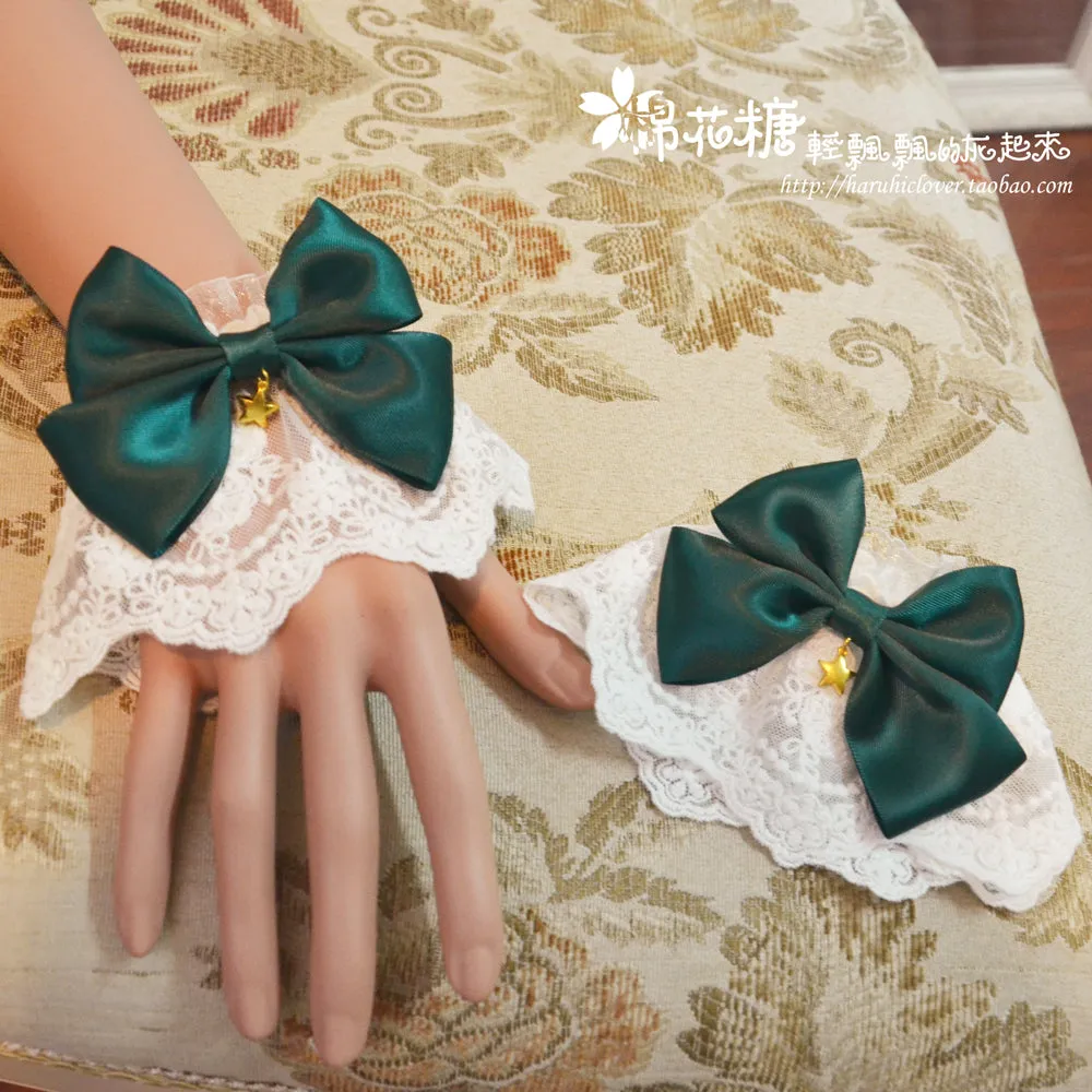 Star Drop White Lace Wristcuffs