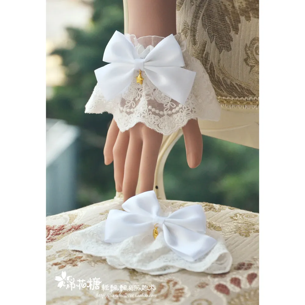 Star Drop White Lace Wristcuffs