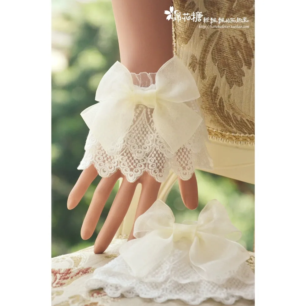 White Double-Layer Pearl Wristcuffs