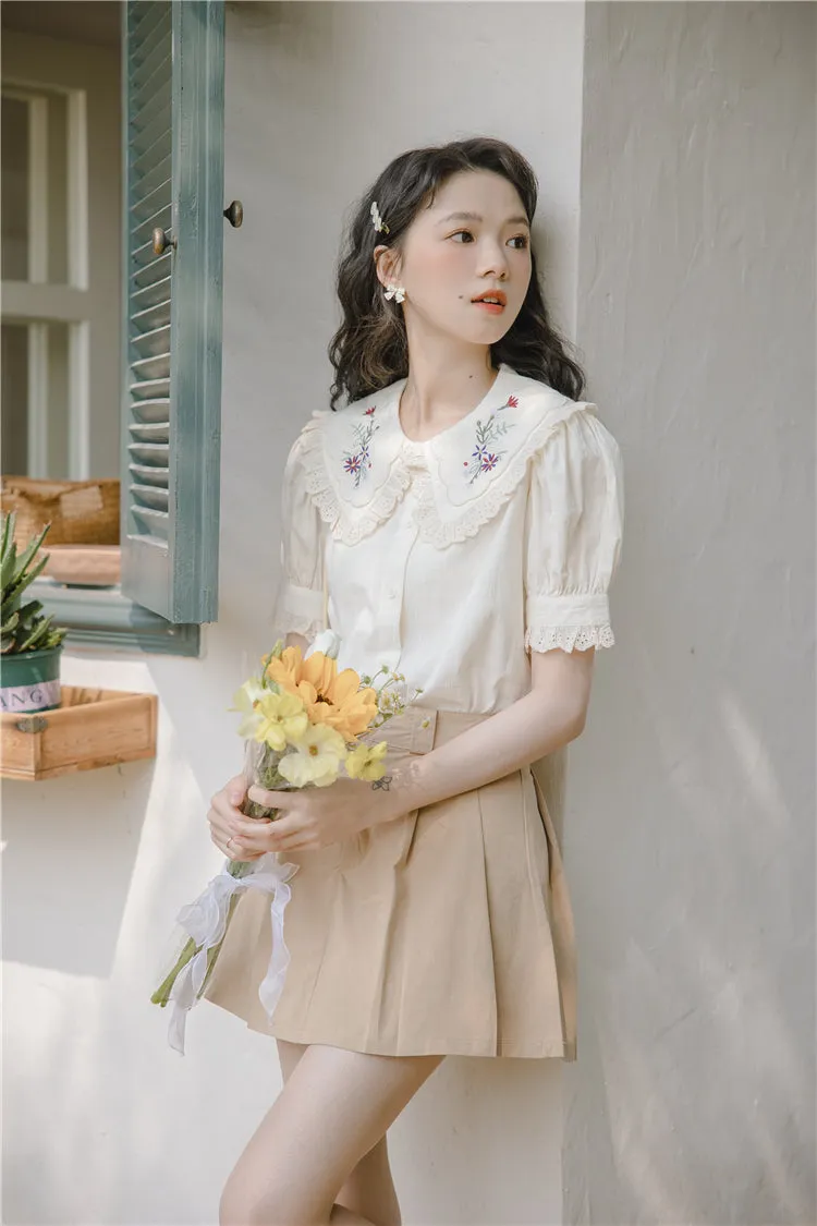 Wildflower Embroidered Blouse (Cream)