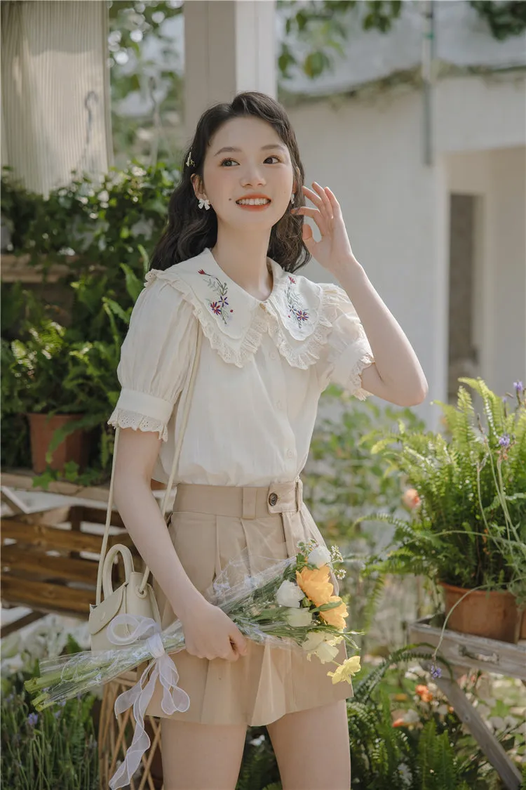 Wildflower Embroidered Blouse (Cream)