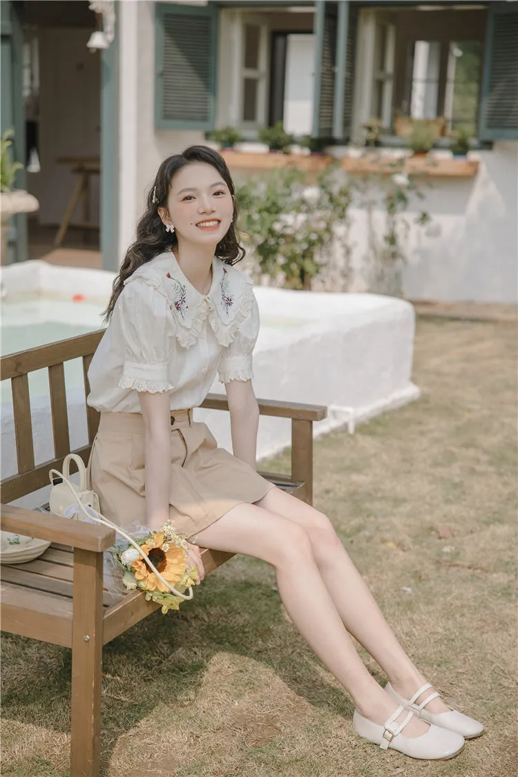 Wildflower Embroidered Blouse (Cream)