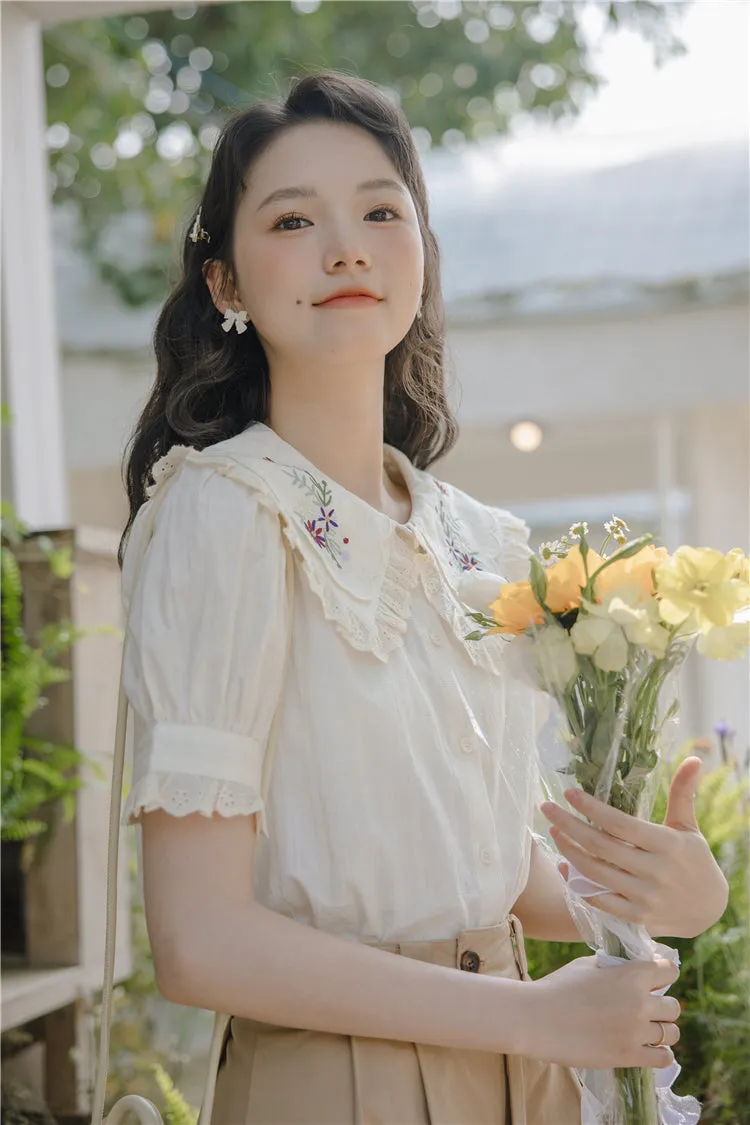 Wildflower Embroidered Blouse (Cream)