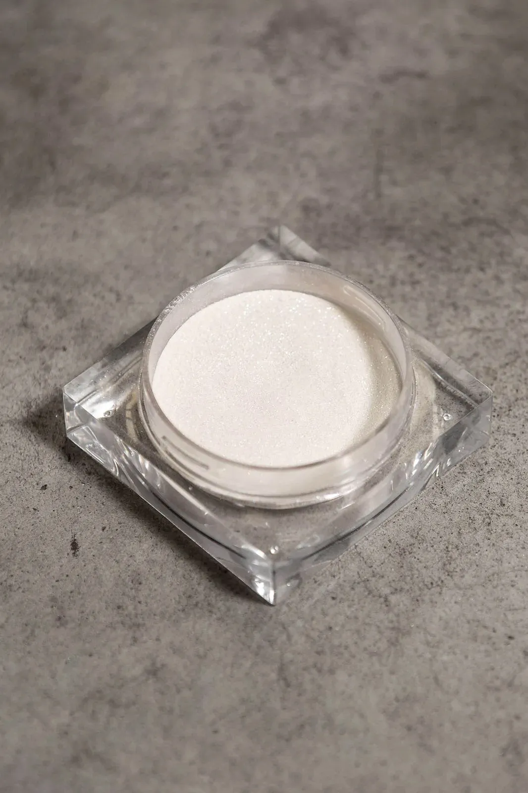 Witchcraft Illuminating Powder